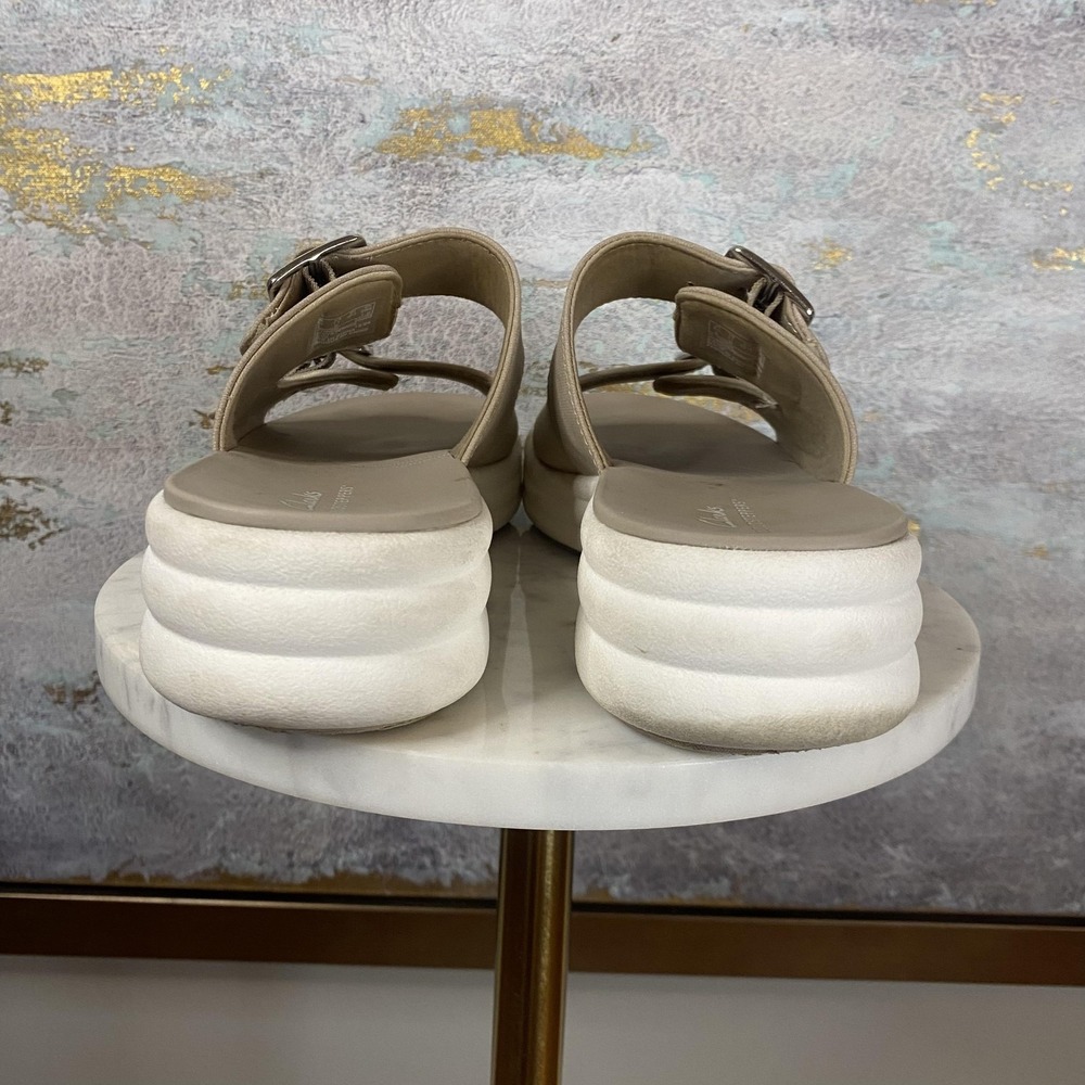 Clarks Cloudsteppers Sandals Shoes Womens Size 11 Beige Slide Double Buckle - Picture 4 of 9